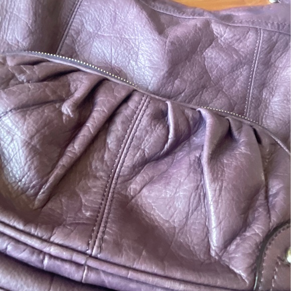 B. Makowsky Silver Trim Soft Purple Leather Hobo Shoulder Bag Purse Handbag - Picture 3 of 13